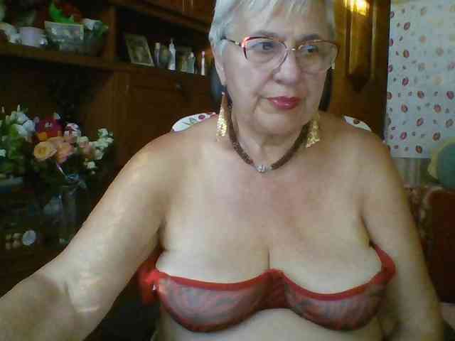SweetCherry00 webcam