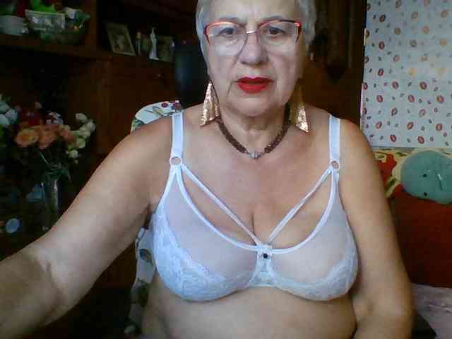 SweetCherry00 webcam
