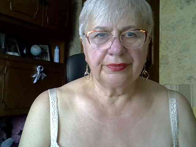 SweetCherry00 webcam