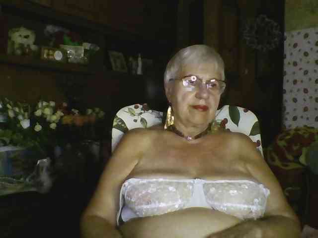 SweetCherry00 webcam