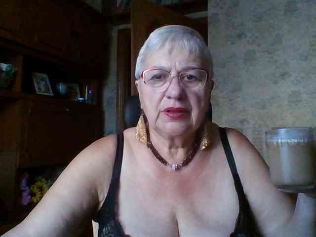 SweetCherry00 webcam