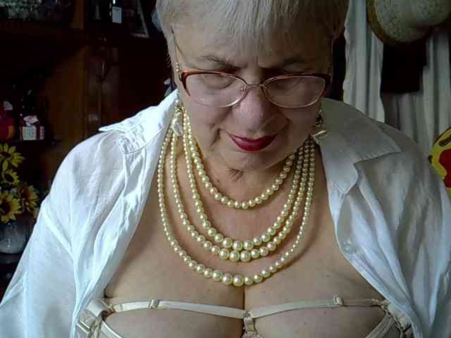 SweetCherry00 webcam