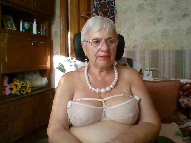 SweetCherry00 webcam