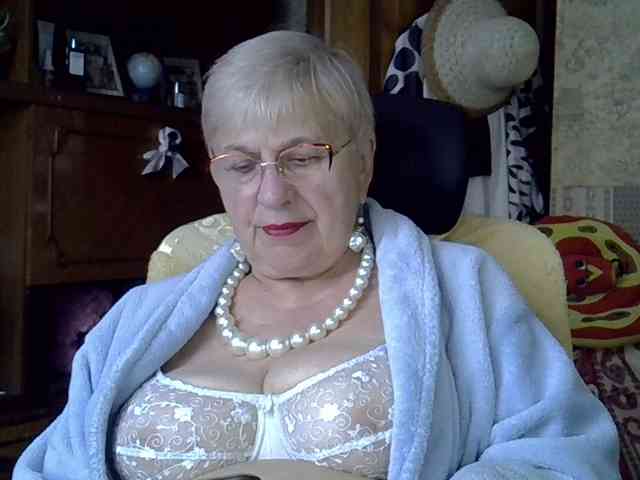 SweetCherry00 webcam
