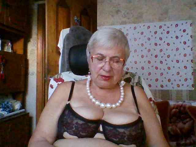 SweetCherry00 webcam