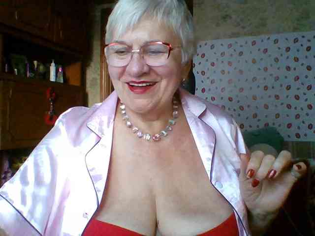 SweetCherry00 webcam