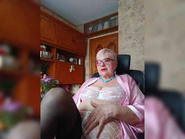 SweetCherry00 webcam