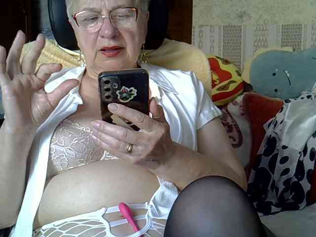 SweetCherry00 webcam