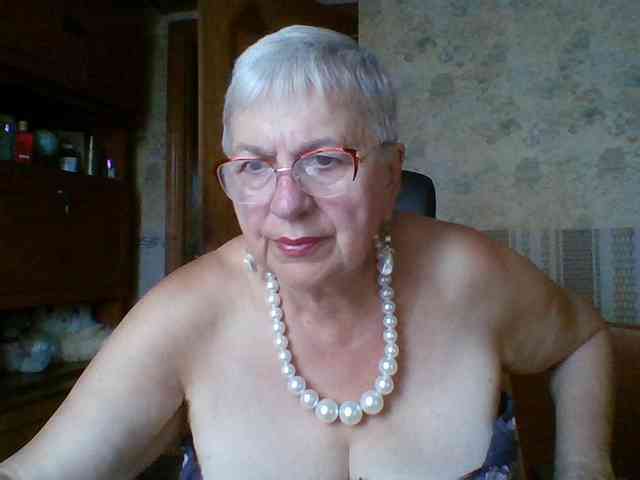 SweetCherry00 webcam