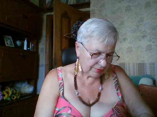 SweetCherry00 webcam