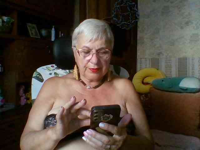 SweetCherry00 webcam