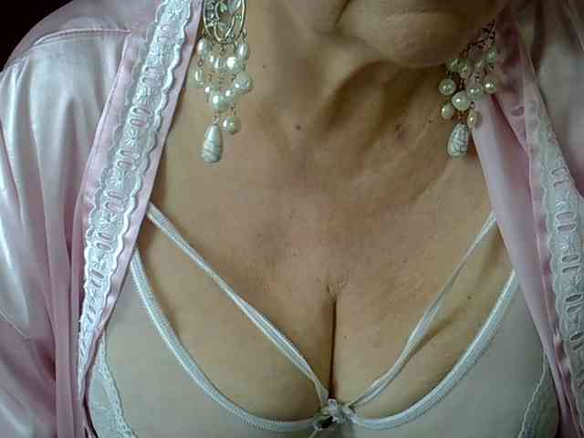 SweetCherry00 webcam
