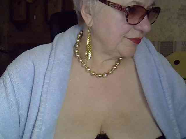 SweetCherry00 webcam