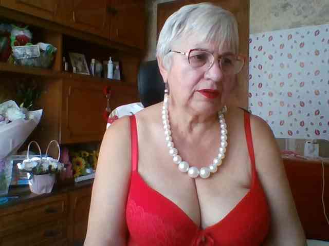 SweetCherry00 webcam