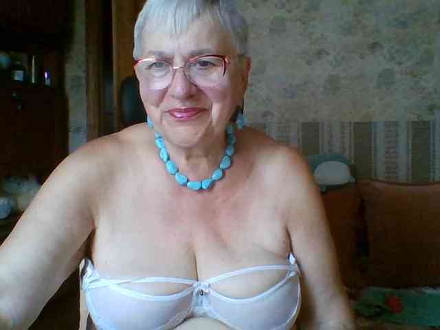 SweetCherry00 webcam