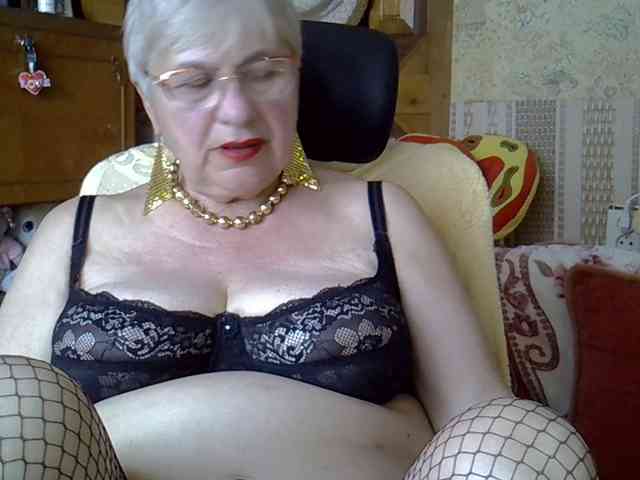 SweetCherry00 webcam