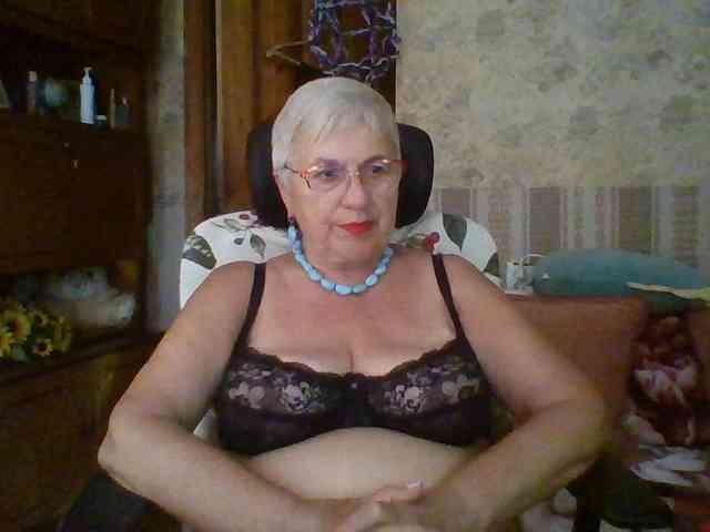 SweetCherry00 webcam