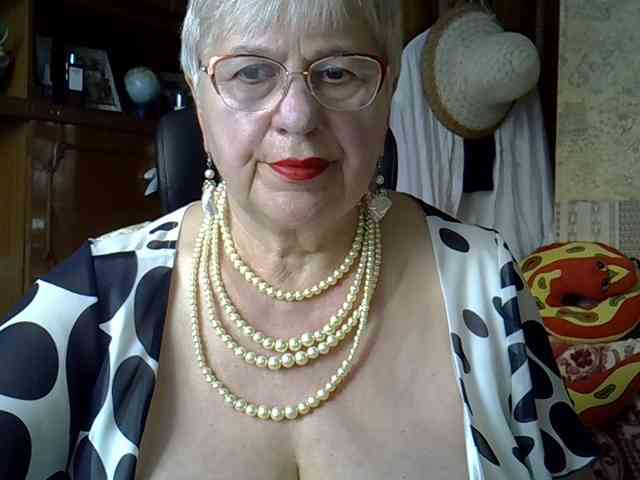 SweetCherry00 webcam