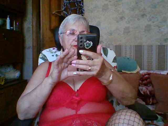 SweetCherry00 webcam