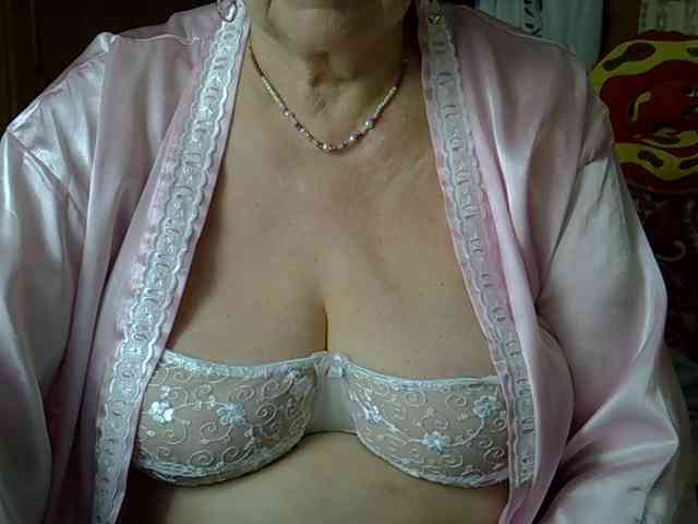 SweetCherry00 webcam