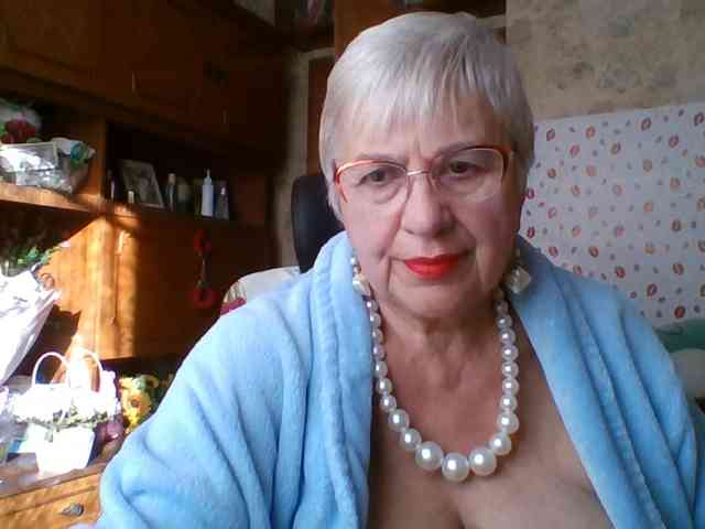 SweetCherry00 webcam