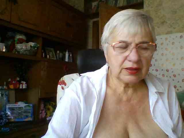 SweetCherry00 webcam