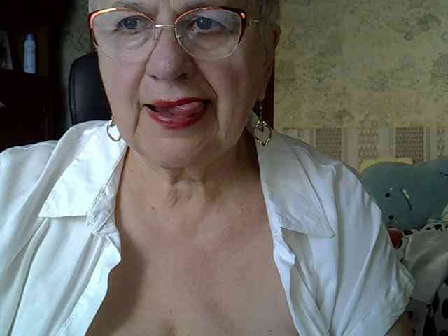 SweetCherry00 webcam