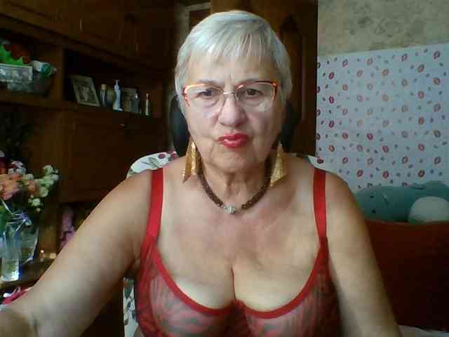 SweetCherry00 webcam