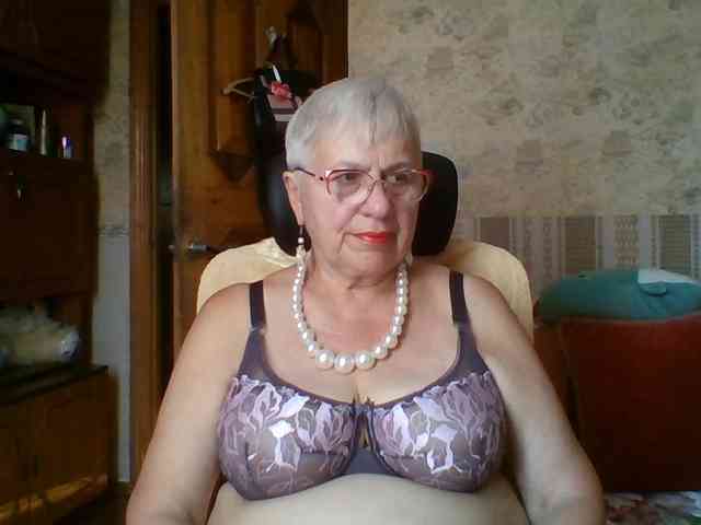 SweetCherry00 webcam
