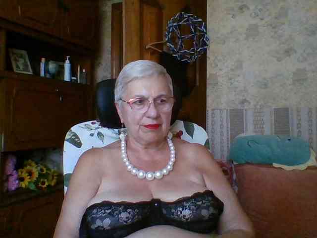 SweetCherry00 webcam
