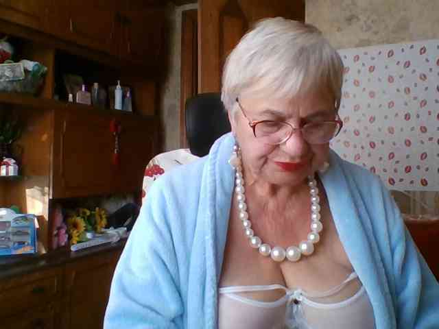 SweetCherry00 webcam