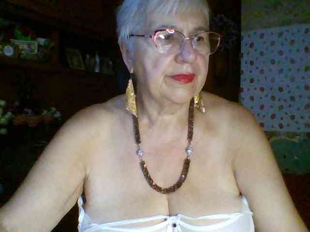 SweetCherry00 webcam