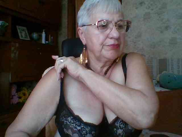 SweetCherry00 webcam