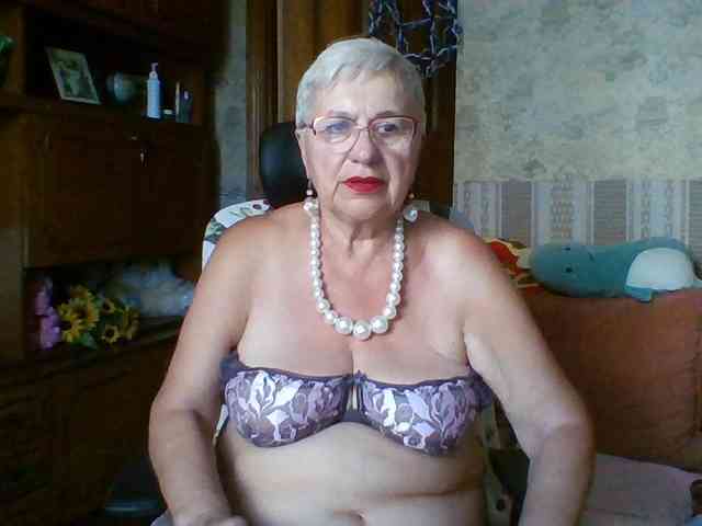 SweetCherry00 webcam