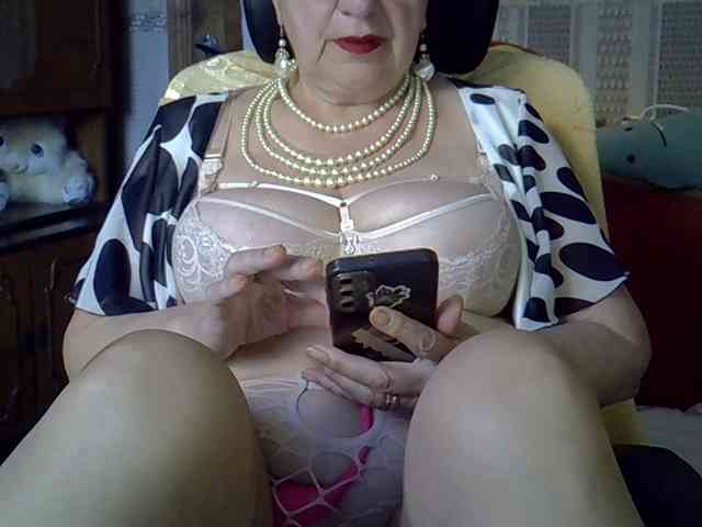 SweetCherry00 webcam