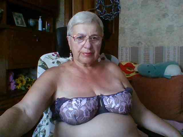 SweetCherry00 webcam