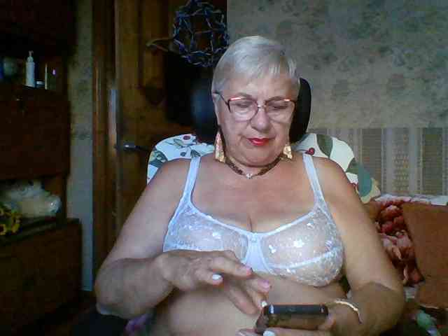 SweetCherry00 webcam