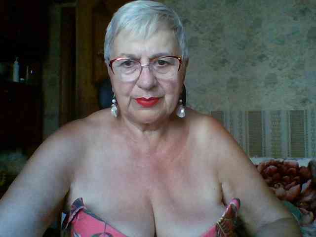 SweetCherry00 webcam
