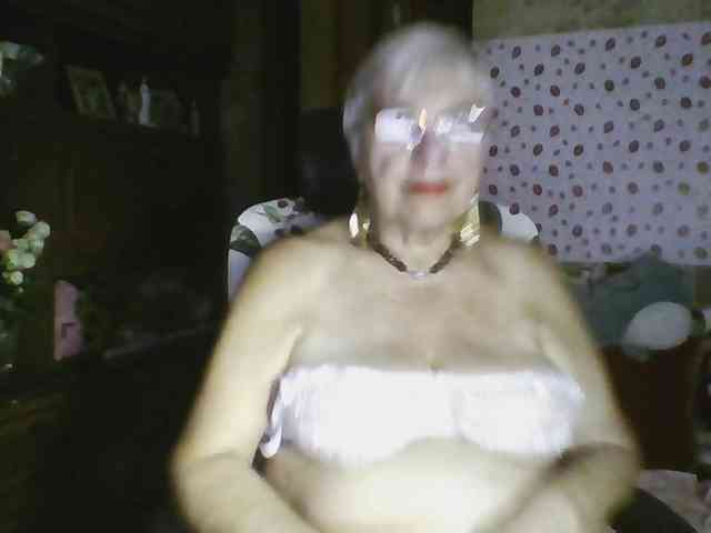 SweetCherry00 webcam