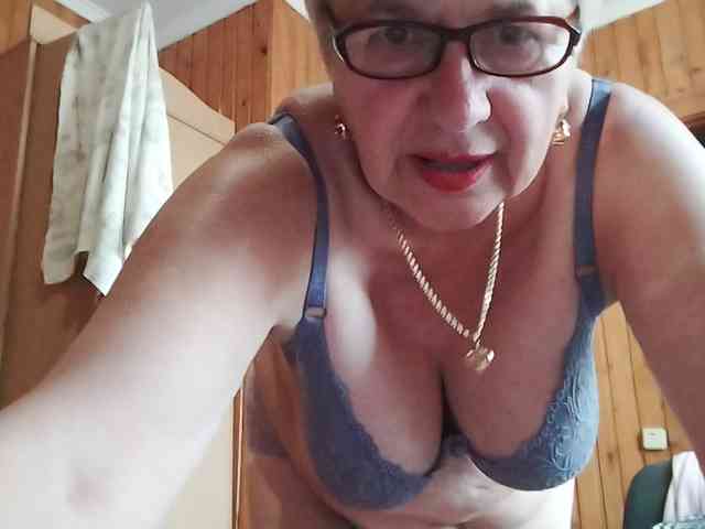 SweetCherry00 webcam