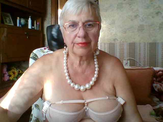 SweetCherry00 webcam