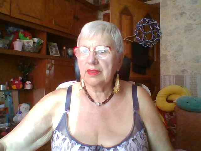 SweetCherry00 webcam