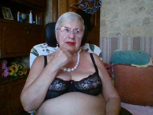 SweetCherry00 webcam