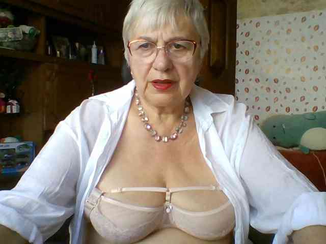 SweetCherry00 webcam