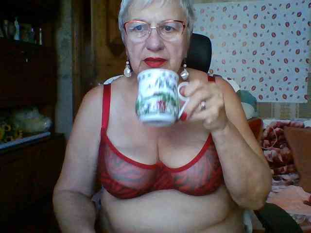 SweetCherry00 webcam