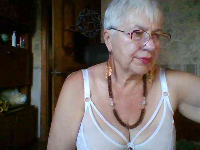 SweetCherry00 webcam