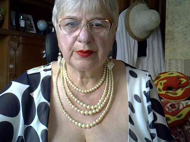 SweetCherry00 webcam