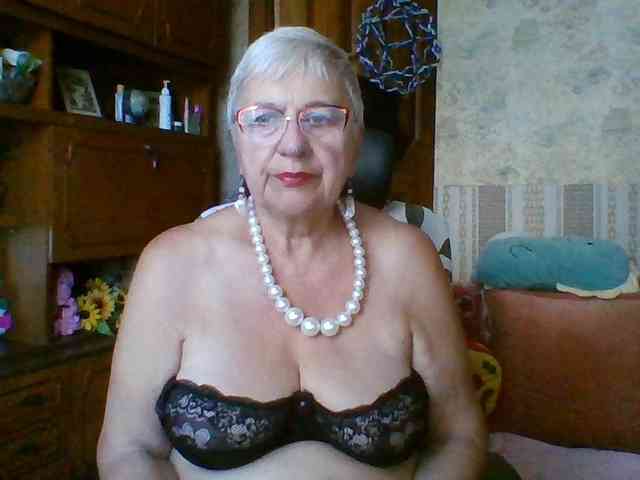 SweetCherry00 webcam