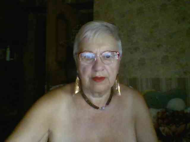 Sweetcherry00's cam show statistics and live stream
