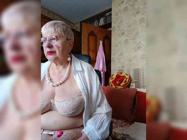 SweetCherry00 webcam